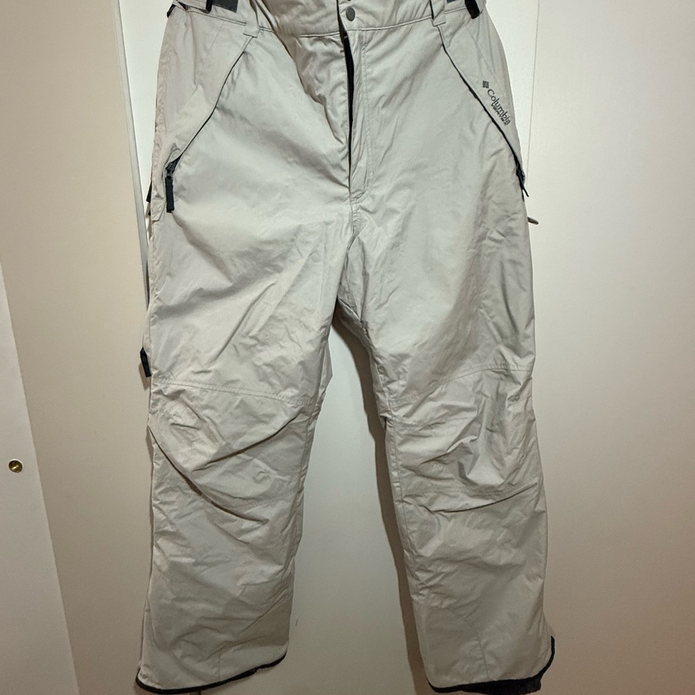 Columbia vertex Light Gray Snow Pants. Great condition